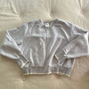 Aerie cloud fleece gray v neck crew sweatshirt thumb holes